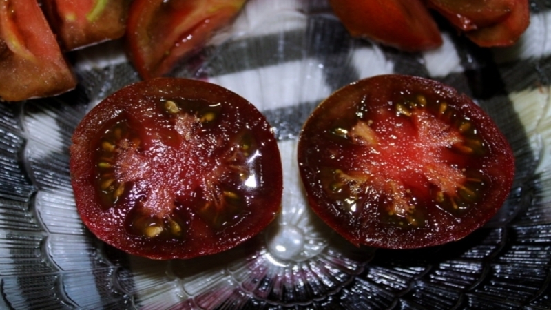 Wonderful fresh and just as good in preservation - Black Gourmet tomato and the basics of growing this variety