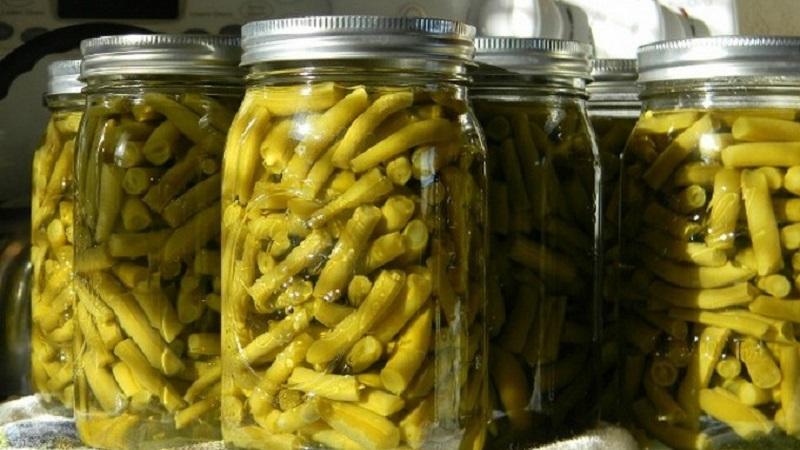 A selection of the best recipes for canned green beans: we cook tasty and original from simple ingredients