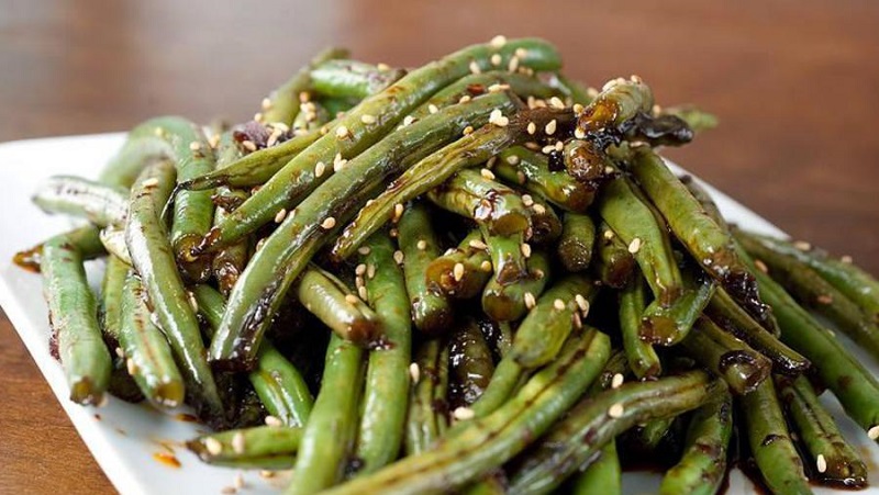 In what form and how to properly freeze asparagus beans at home