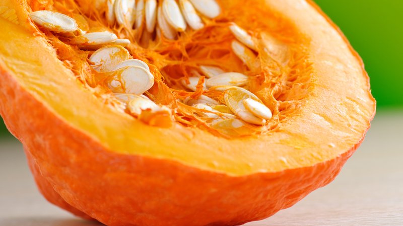 The harm and benefits of pumpkin seeds for men