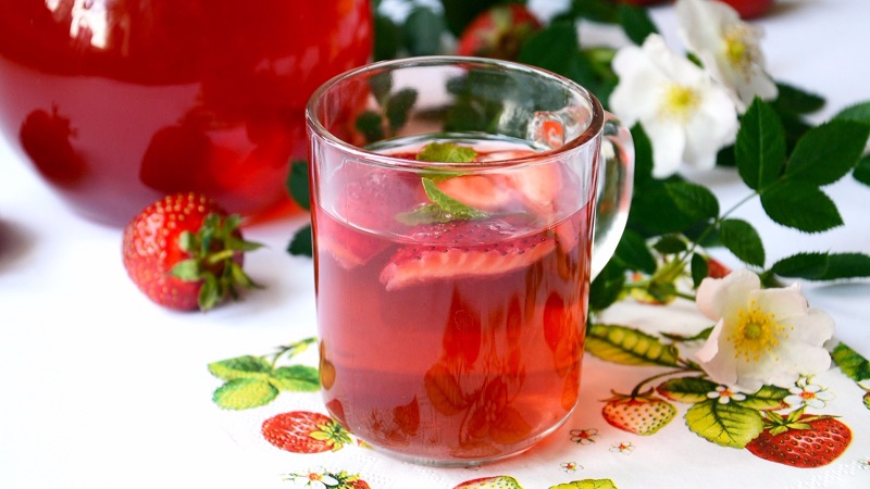 How to cook a delicious and healthy watermelon compote: the best recipes for a refreshing drink and preparations for the winter