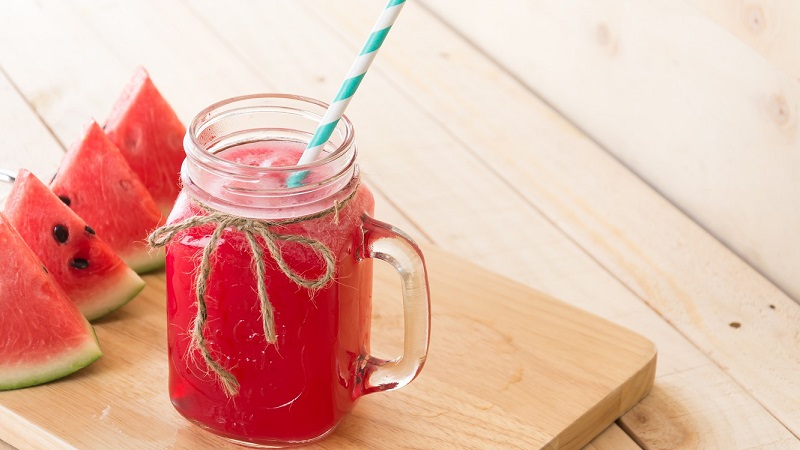 How to cook a delicious and healthy watermelon compote: the best recipes for a refreshing drink and preparations for the winter