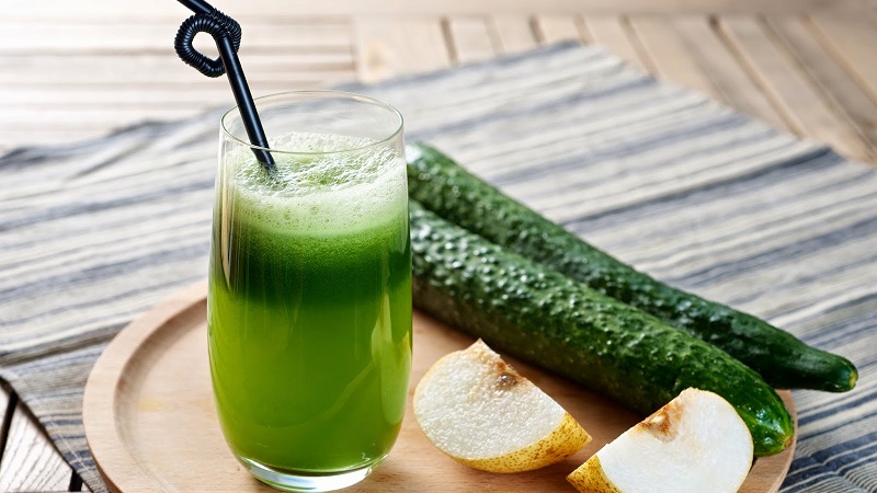 How does cucumber juice affect the body: benefits and harms, methods of application