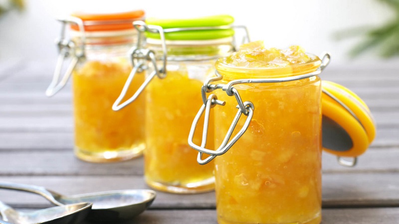 How to cook a simple but delicious melon jam