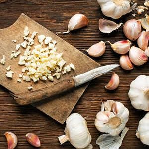 What happens if you eat garlic every day, and how much to use it, so as not to harm your health
