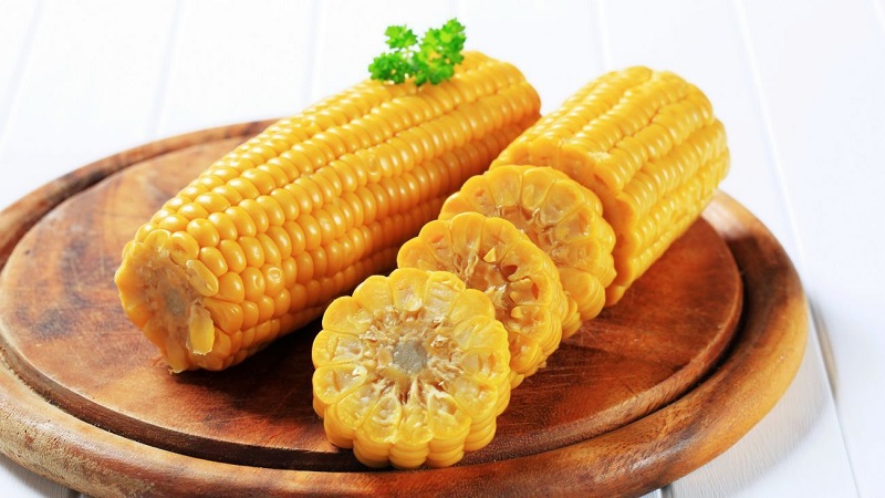 Is it possible to eat boiled corn for gastritis: arguments for and against, contraindications