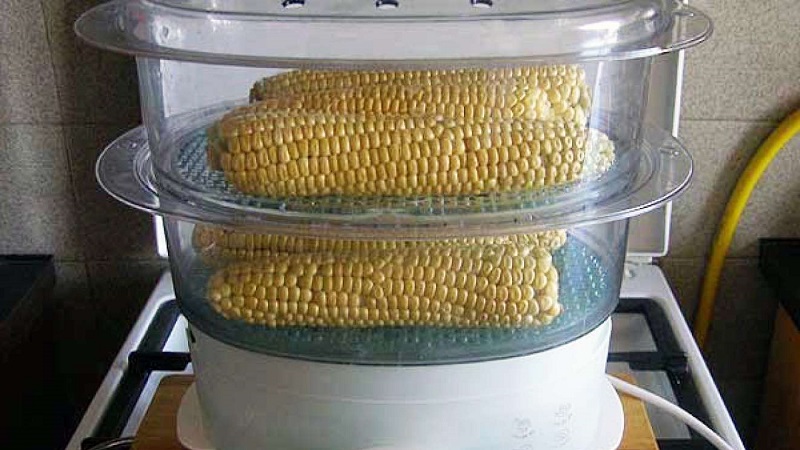 Is it possible to eat boiled corn while losing weight: calorie content, harm and benefits of cereal