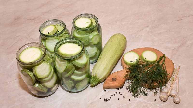 A selection of the best recipes for canned zucchini: cook deliciously and surprise guests