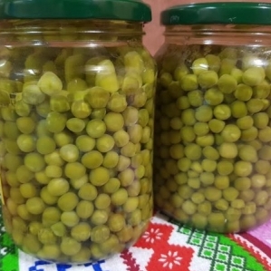 A selection of the best recipes for pickled peas for the winter without sterilization: cooking secrets from experienced housewives