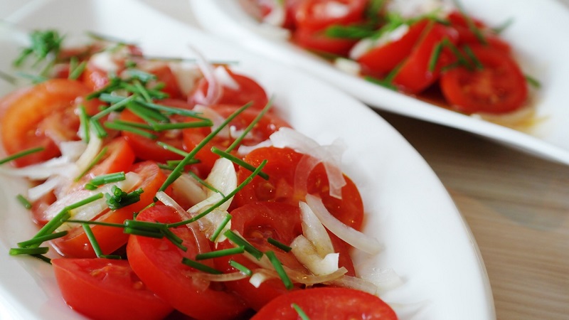 Wonderful fresh and just as good in preservation - Black Gourmet tomato and the basics of growing this variety