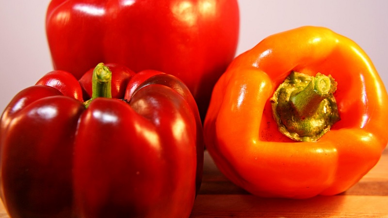 Top 10 best thick-walled sweet peppers for outdoor use