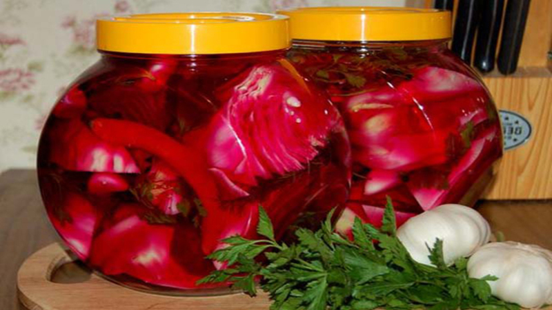 The best recipes for pickled beets for the winter in jars: how to make blanks simple and tasty