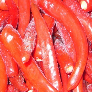How to keep hot peppers for the winter at home frozen, dried or canned
