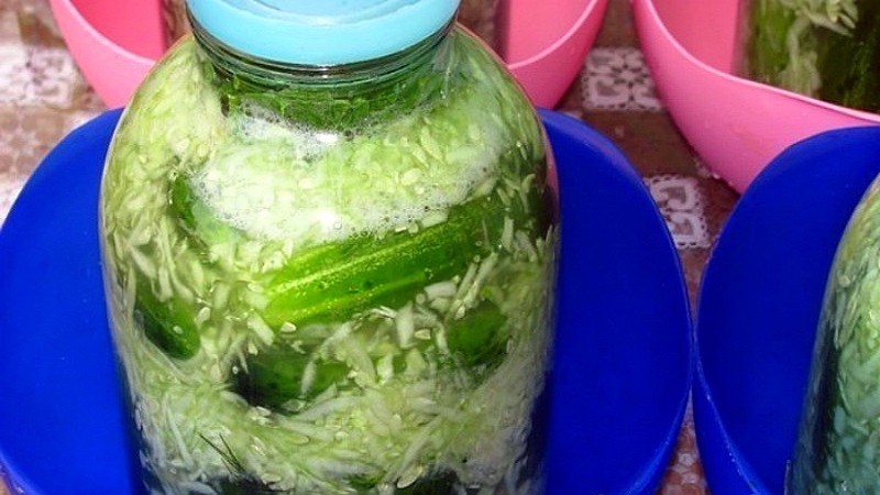 How to cook cucumbers in your own juice for the winter without sterilization: recipes and advice from experienced housewives