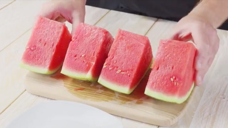 Step-by-step instructions: how to dry a watermelon in an electric dryer and store the finished product