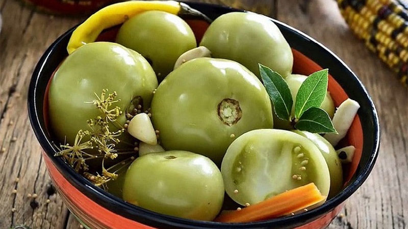 Simple and delicious recipes for pickled green tomatoes: how to cook and roll them correctly for the winter