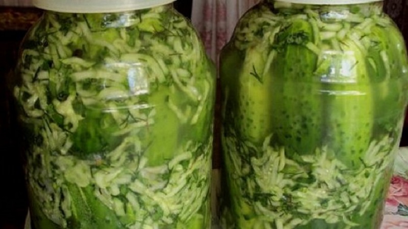We close cucumbers in our own juice quickly and tasty