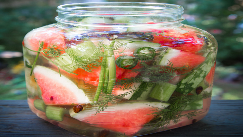 How to prepare delicious watermelons with aspirin for the winter in jars