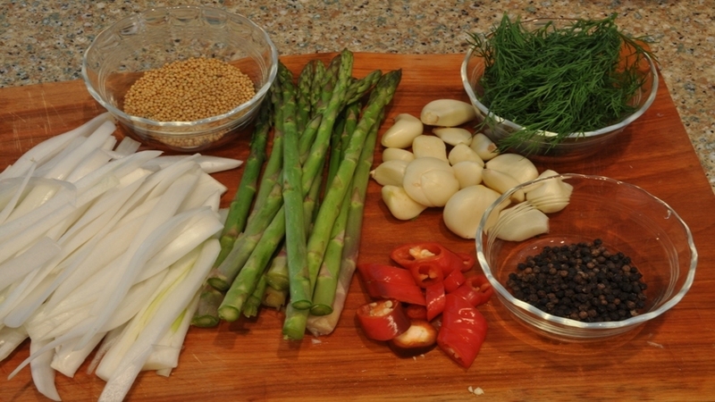 How to quickly and deliciously cook canned asparagus: the best recipes