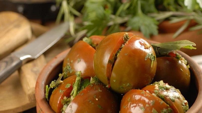We make delicious preparations with our own hands - salted brown tomatoes: the best recipes and tips for cooking