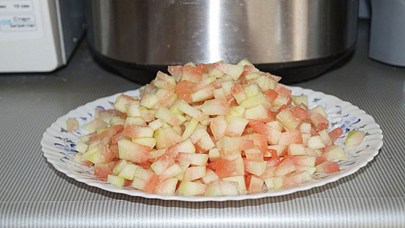 How to make delicious watermelon jam for the winter