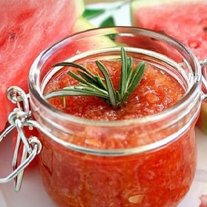 How to make delicious watermelon jam for the winter