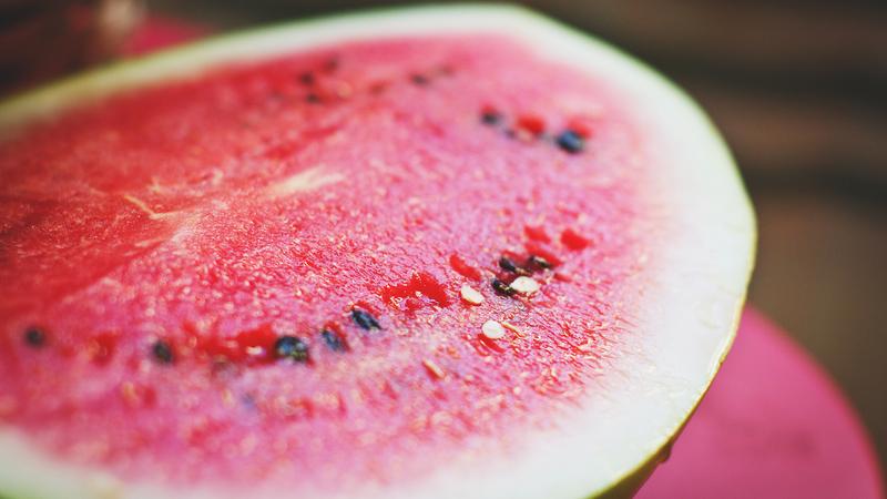 What do white streaks in a watermelon mean and what other signs should alert you