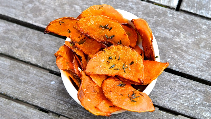 Healthy snacks at home: how to dry pumpkin in an electric dryer correctly and with what you can eat it
