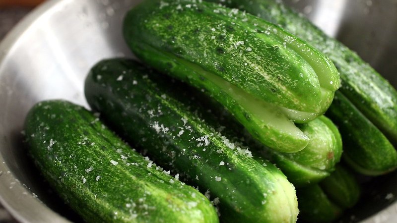 How to remove bitterness from cucumbers and why it appears at all