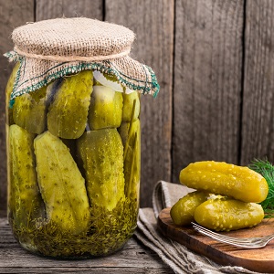 How to prepare crispy pickles for the winter in jars is simple and tasty
