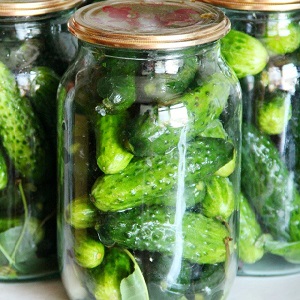 How to prepare crispy pickles for the winter in jars is simple and tasty