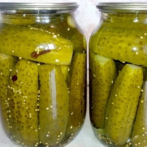 How to prepare delicious pickles with mustard for the winter