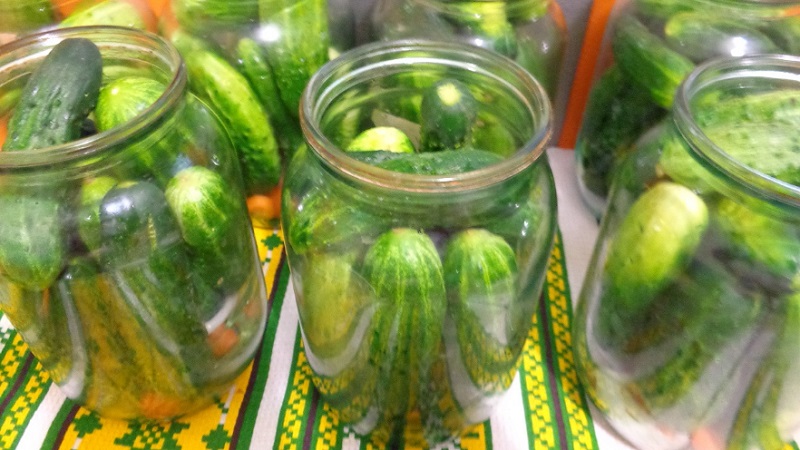 The best recipes for salting sweet cucumbers for the winter in jars from experienced housewives