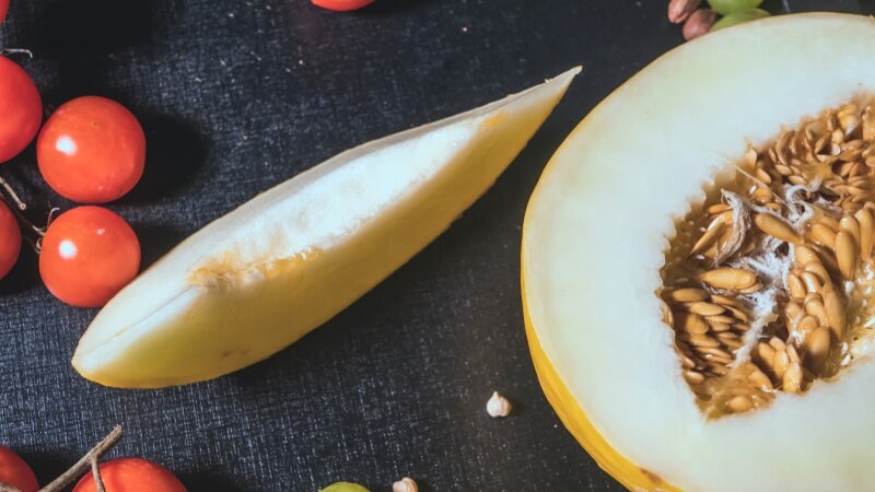 Is it possible to eat a melon with cholecystitis and gallstone disease