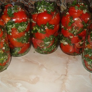 Top 10 unusual tomato recipes for the winter: how to cook delicious tomatoes and roll them up correctly