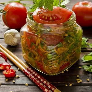 Top 10 unusual tomato recipes for the winter: how to cook delicious tomatoes and roll them up correctly