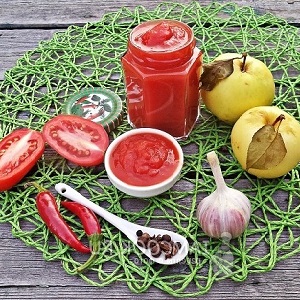 Top 10 unusual tomato recipes for the winter: how to cook delicious tomatoes and roll them up correctly