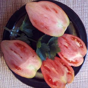 High yield and large fruits with a delicate taste: tomato Eagle heart - how to grow it yourself without hassle