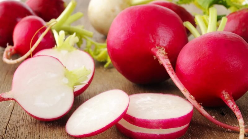 How to properly grow radishes on a windowsill in winter: step-by-step instructions and useful tips