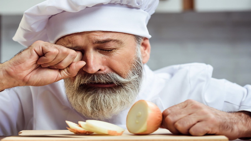 Stop crying in the kitchen: learn to cut onions without tears