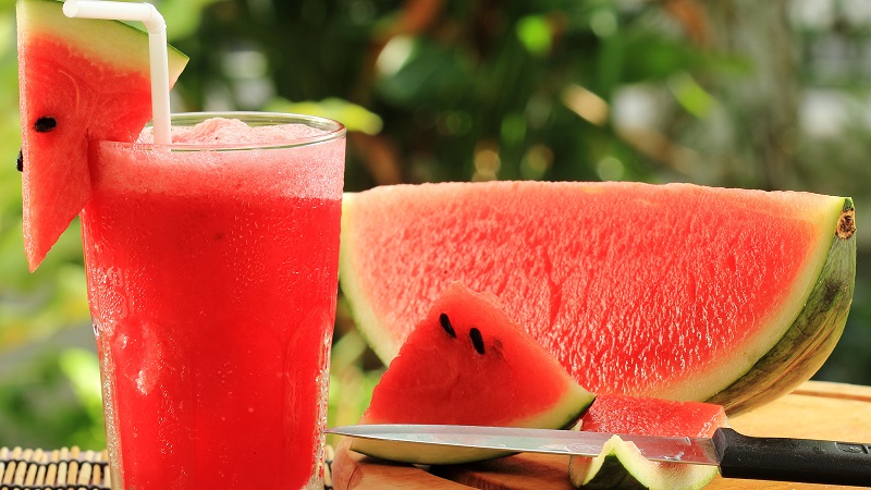 Why is watermelon useful for losing weight, is it possible to eat it while fighting obesity, options for a watermelon diet