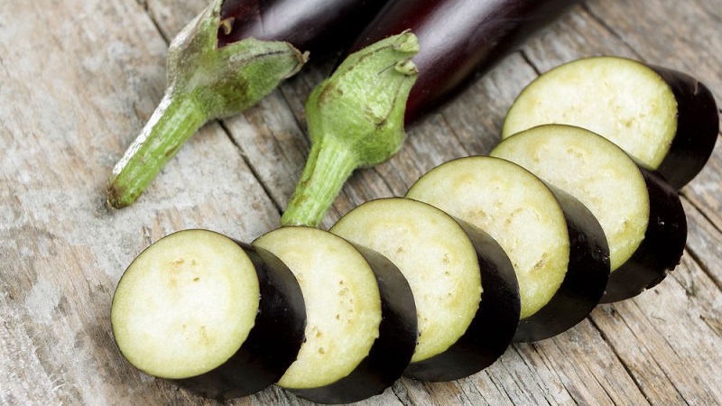 What to do to prevent the eggplant from being bitter and is it possible to eat bitter fruits