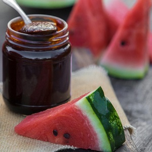 What is watermelon honey (nardek), how is it useful and how to cook it