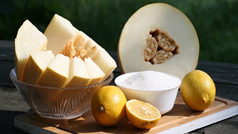 Delicious recipes for melon blanks for the winter - lick your fingers!
