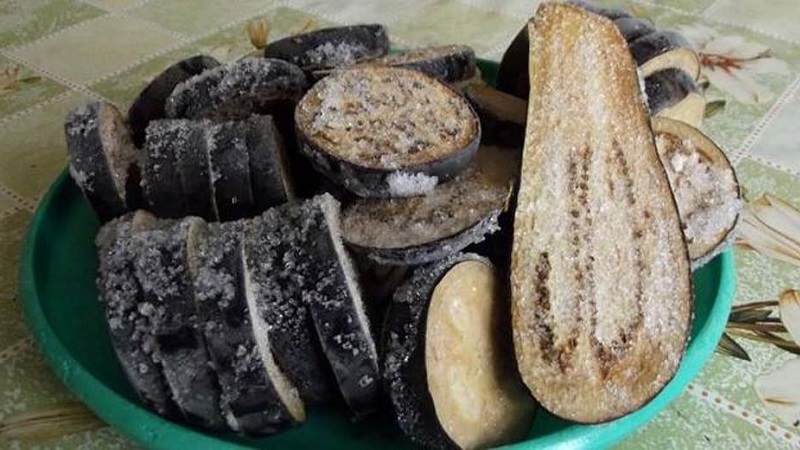 How to store eggplants at home until winter correctly