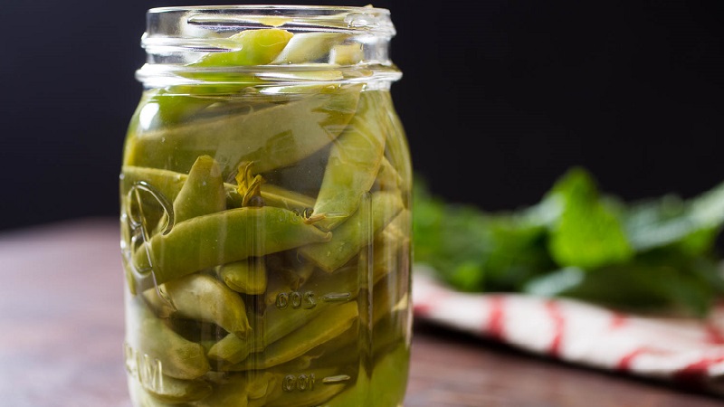 How to save green peas for the winter: we protect the crop from damage in three different ways