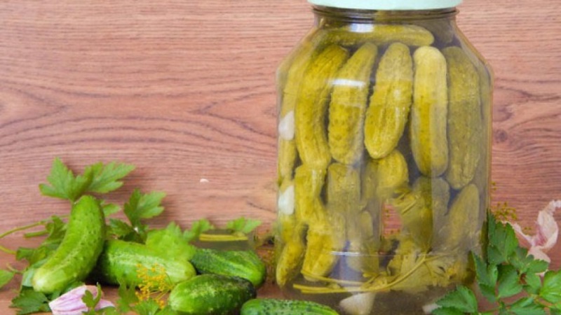 The best recipes for blanks of sweet and sour cucumbers for the winter