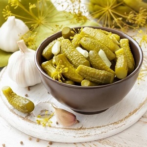 The best recipes for blanks of sweet and sour cucumbers for the winter
