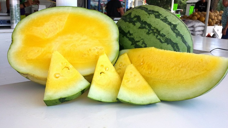 Description and characteristics of yellow watermelons