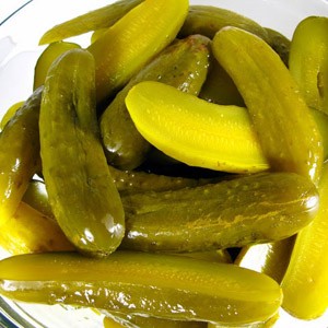 Why pickled cucumbers shriveled and how to make the right cut to avoid it